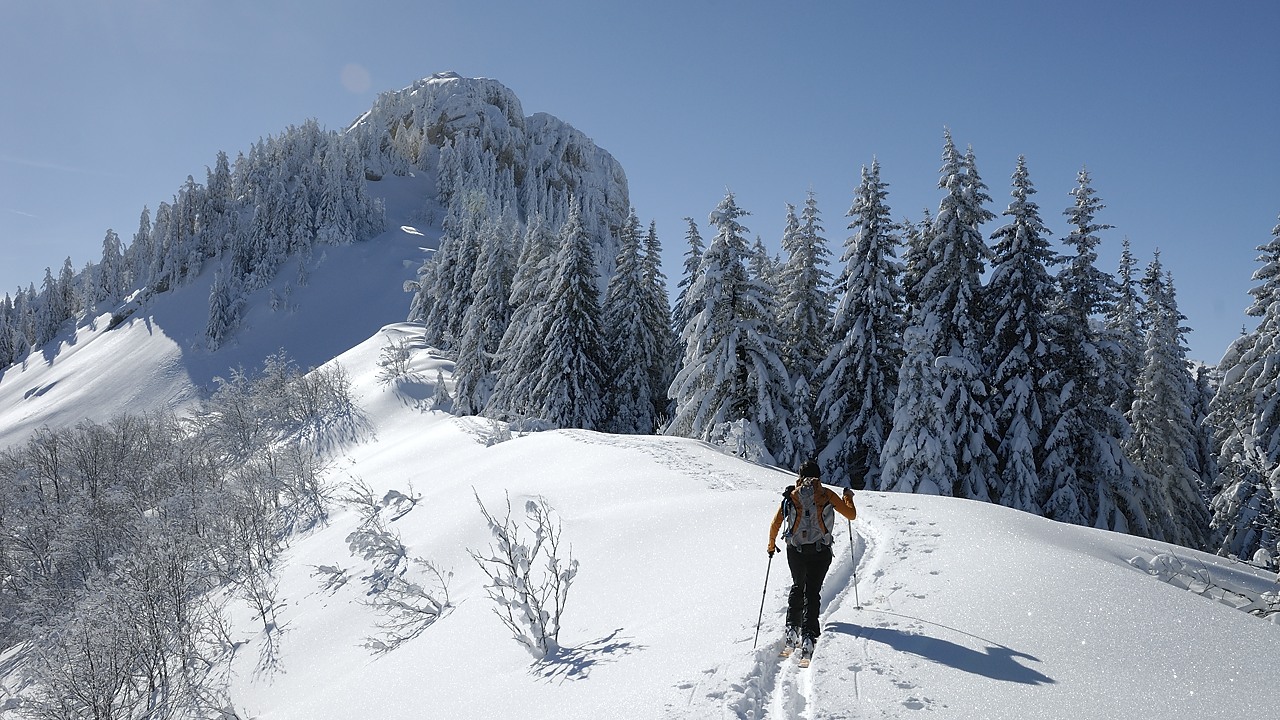 130216-105630.jpg - Arête au dessus du col de la Charmille