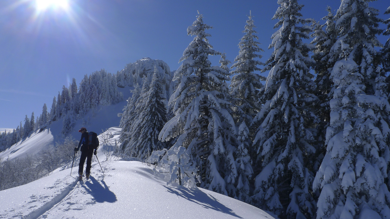 130216-105644.jpg - Après le col de la Charmille