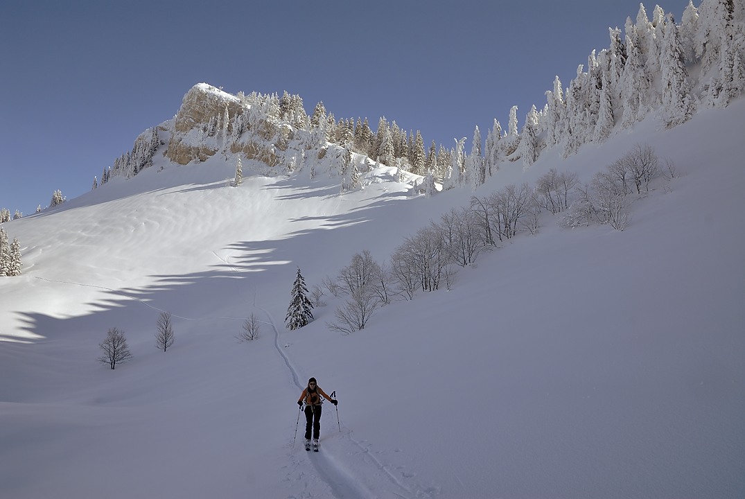 130216-111226.jpg - Traversée en direction du col de la Sure