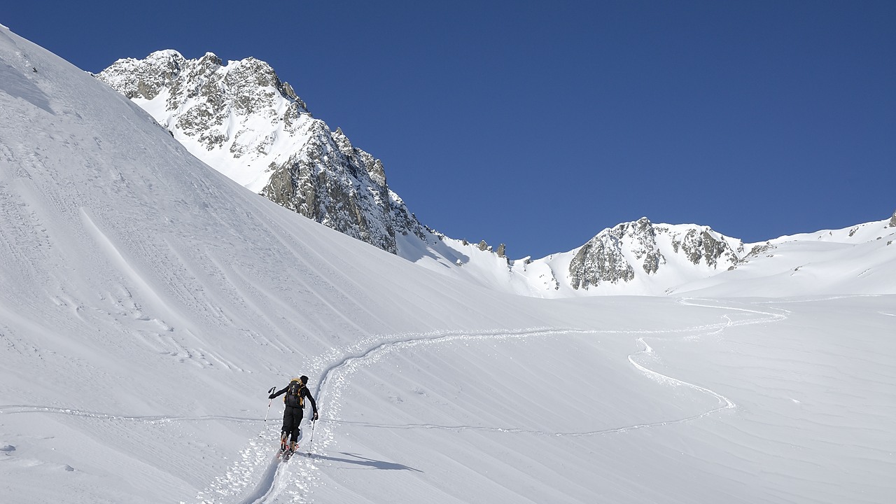 130316-084942.jpg - Montée en direction des Frettes, Col des Paris St-Jacques