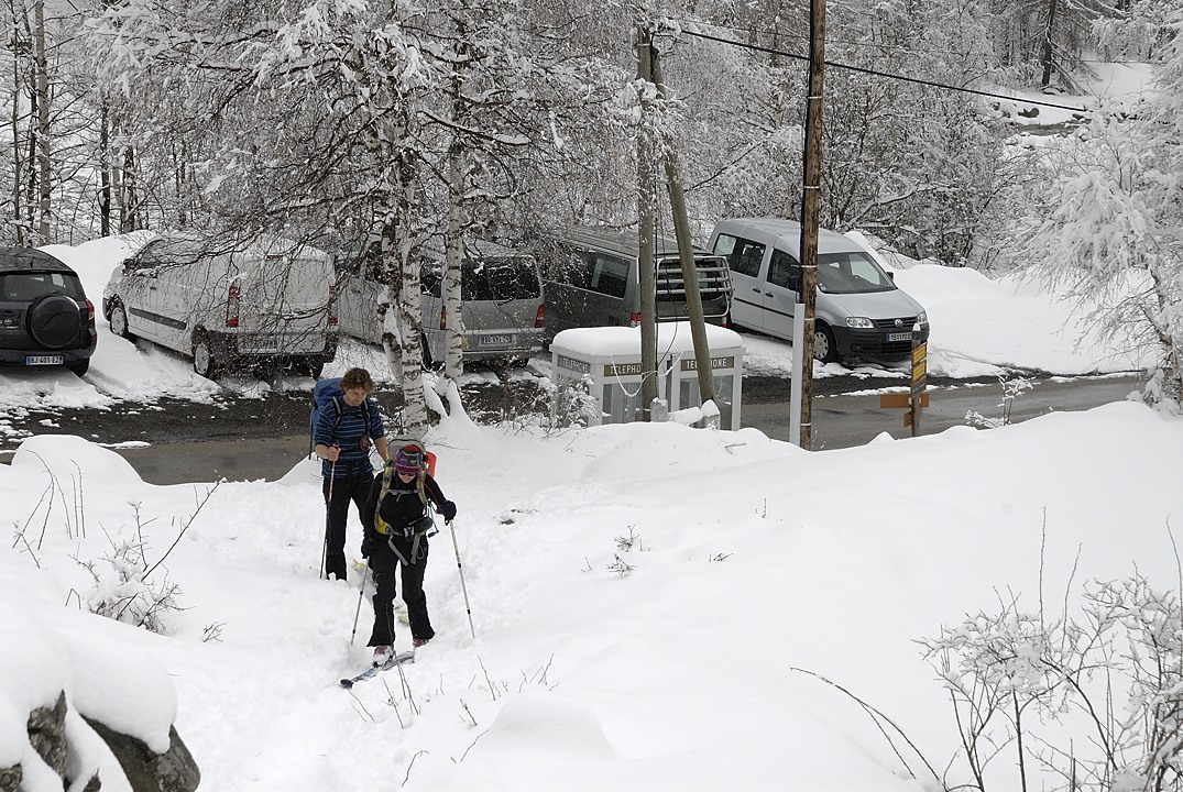 130420-143736.jpg - Départ de la Bérarde : c'est l'hiver