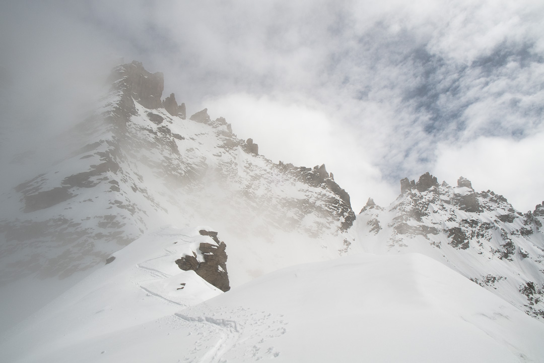 130509-134318.jpg - Sur l'arète au Col du Grand Neyron