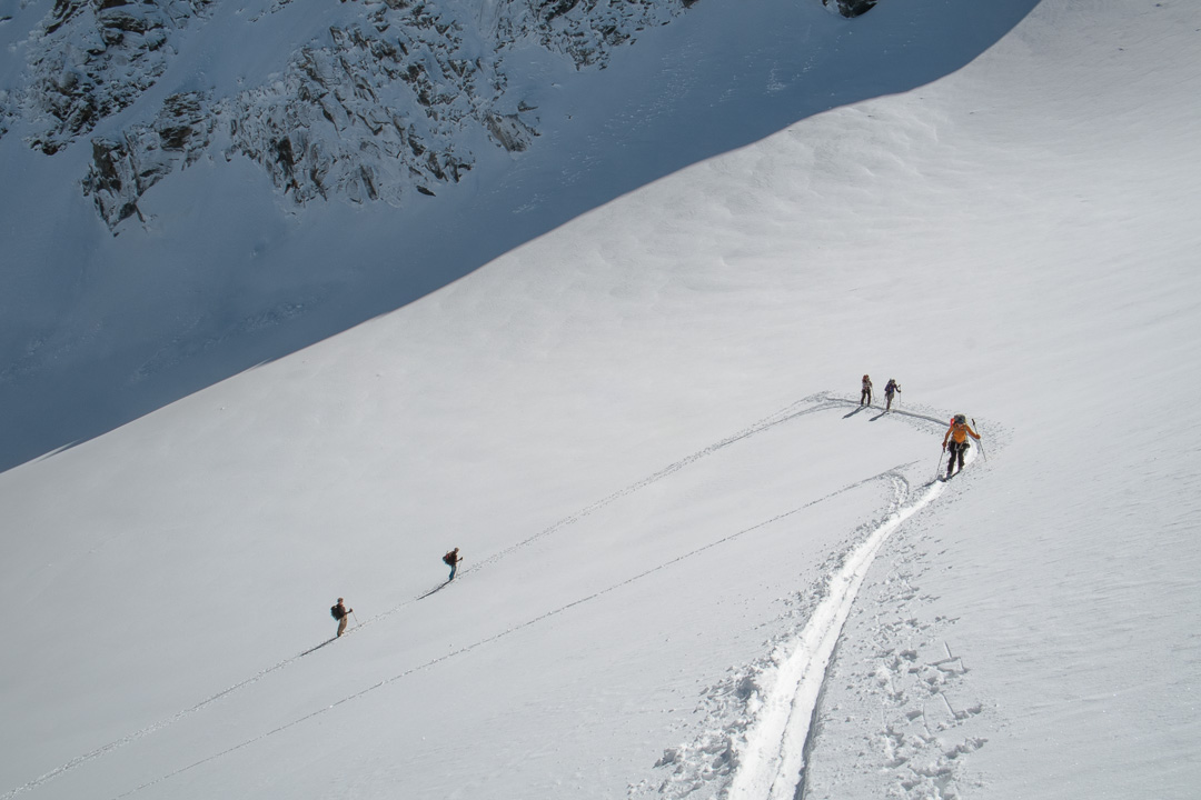 130510-103606.jpg - Montée sur le glacier de Laveciau avec le groupe anglais