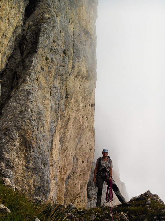 130921-132245.jpg - Entrée de la faille