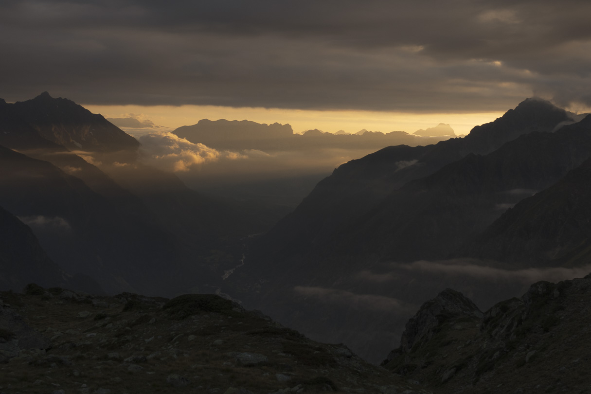 140913-193321.jpg - Coucher de soleil au lac Lautier