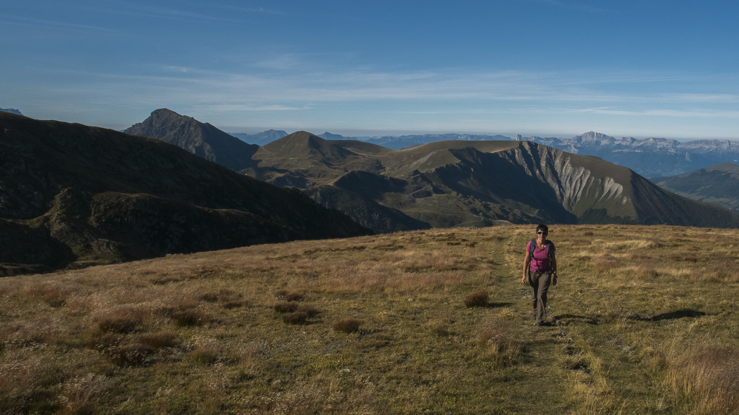 140928-100404.jpg - Chaine du Vercors, Grand serre depuis la crête de Brouffier