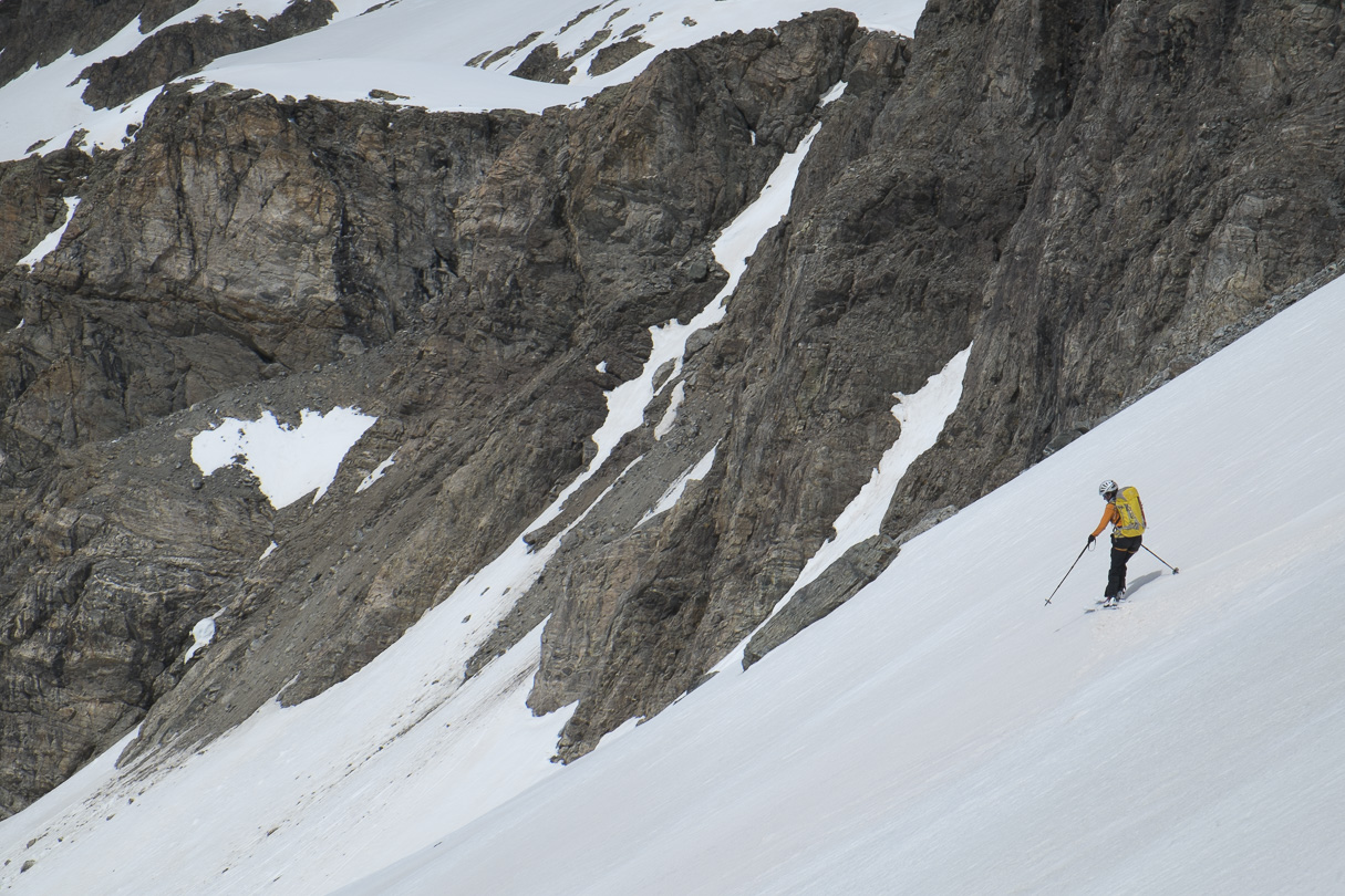 150422-122436.jpg - Descente sur le lac des Rouies