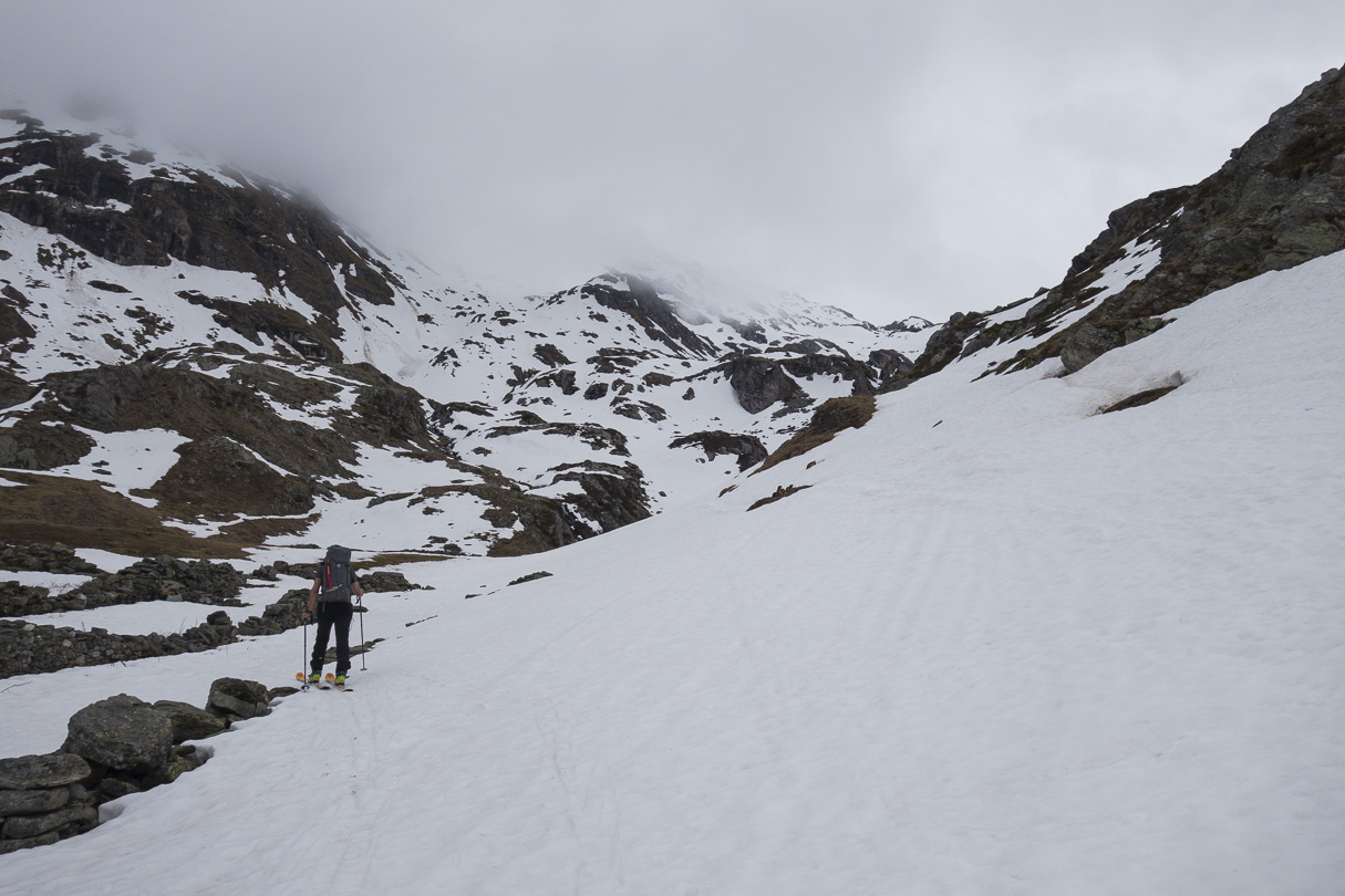 150508-175918.jpg - Montée au refuge du fond des Fours.