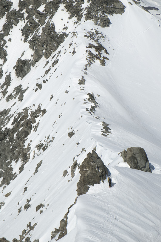 150531-101656.jpg - Anne et mont de Gébroulaz vus du sommet de l'aiguille de Polset