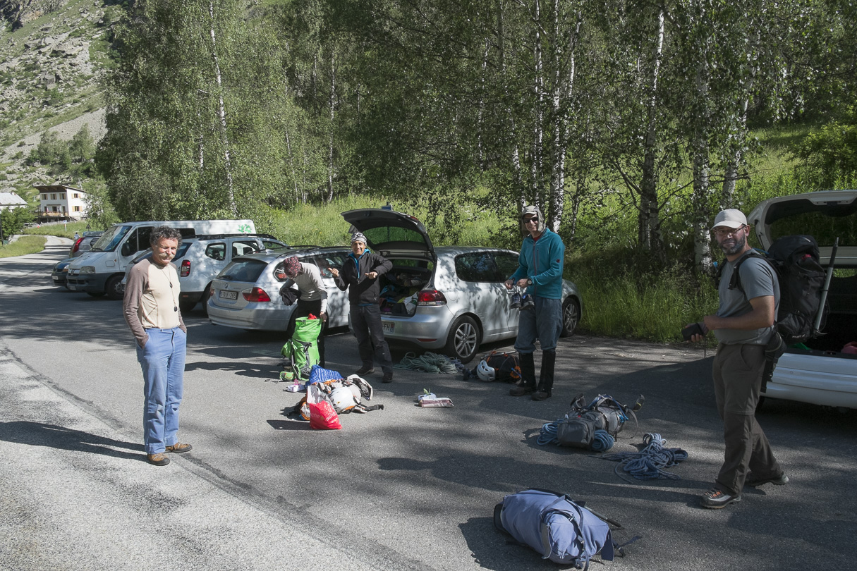 150620-094625.jpg - Départ des Etages