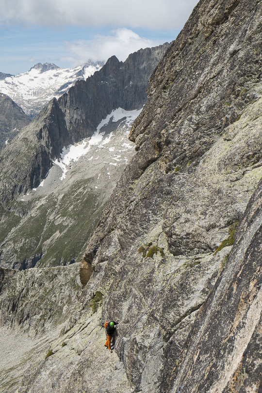 150621-121627.jpg - Face Sud de la Dibona, par là, c'est plus dur