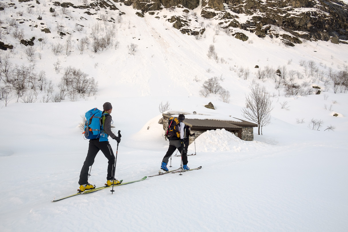 160319-081746.jpg - Vallon de Font Turbat, cabane de Chatellerat