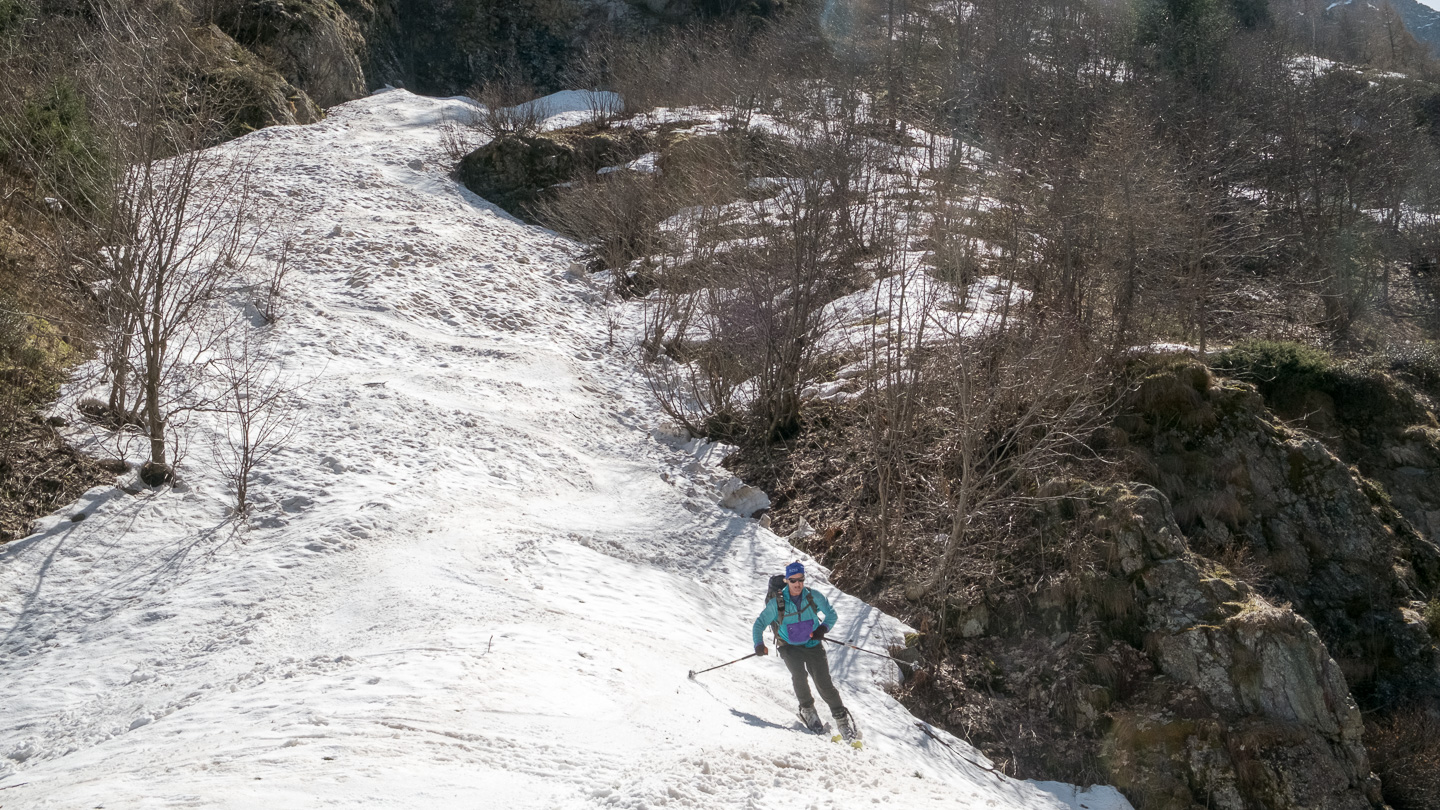 160410-133501.jpg - Descente rive droite, un peu sportive